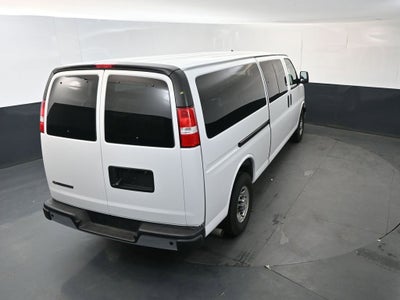 2025 Chevrolet Express Passenger 1LT
