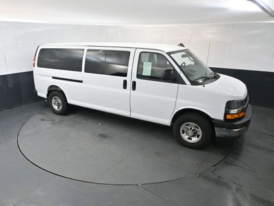 2025 Chevrolet Express Passenger 1LT