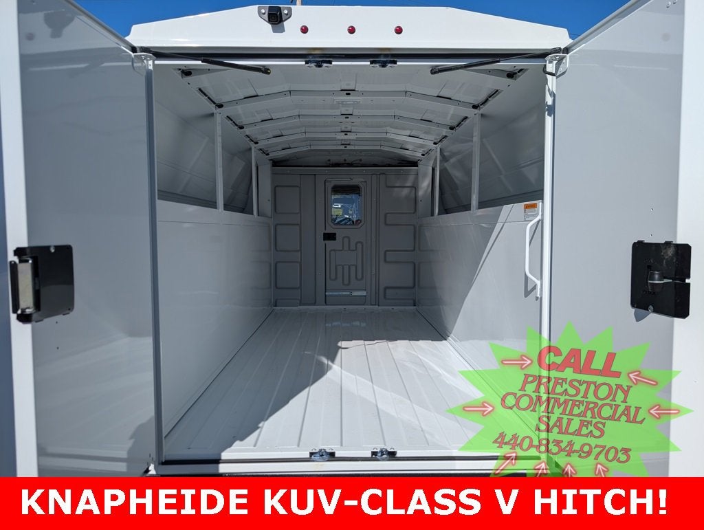 2025 Chevrolet Express Cutaway 3500 1WT