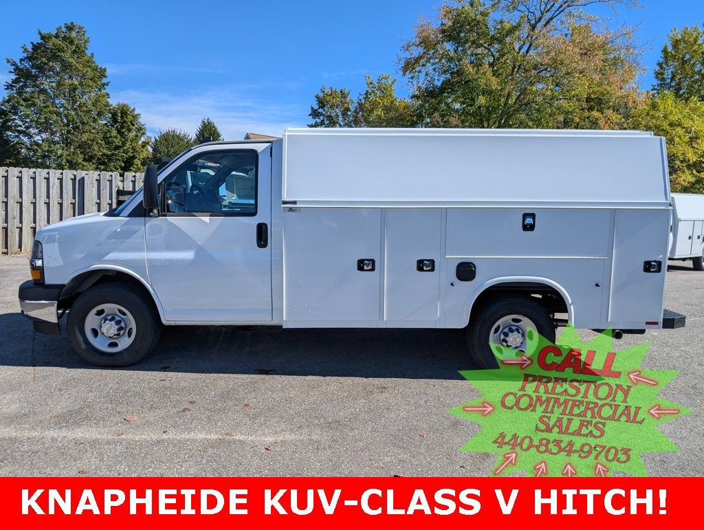 2025 Chevrolet Express Cutaway 3500 1WT