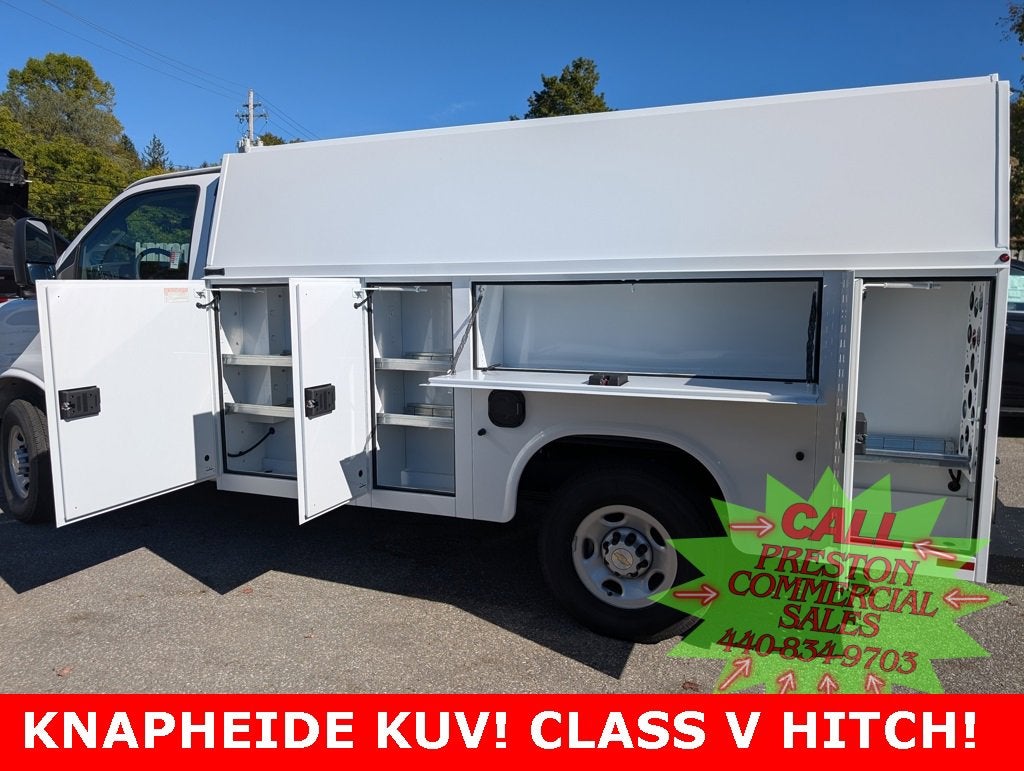 2025 Chevrolet Express Cutaway 3500 1WT