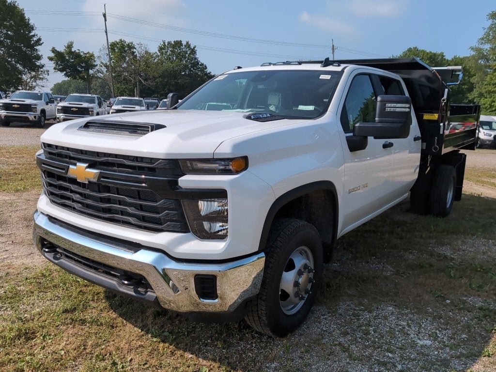 2025 Chevrolet Silverado 3500 HD Chassis Cab Work Truck