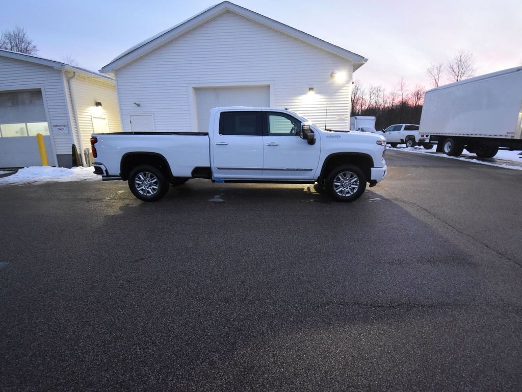 2026 Chevrolet Silverado 3500 HD High Country