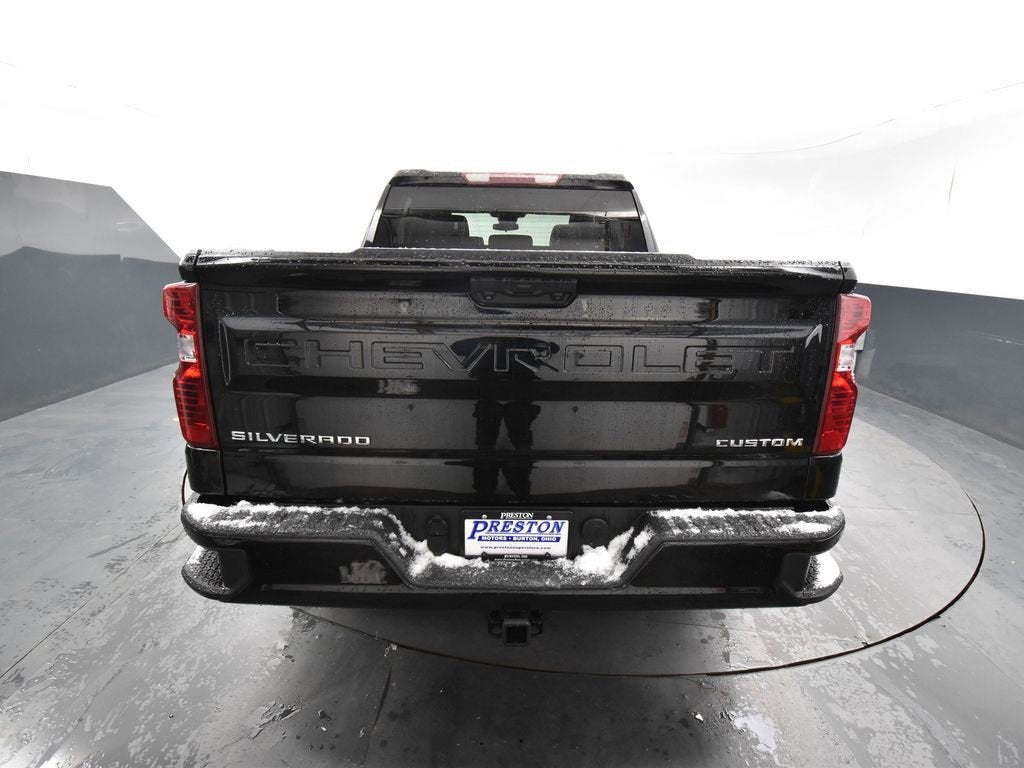 2022 Chevrolet Silverado 1500 Custom