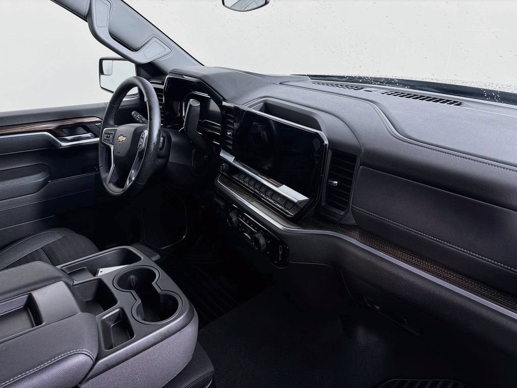2025 Chevrolet Silverado 1500 LT (2FL)