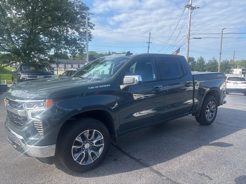 2025 Chevrolet Silverado 1500 LT (2FL)
