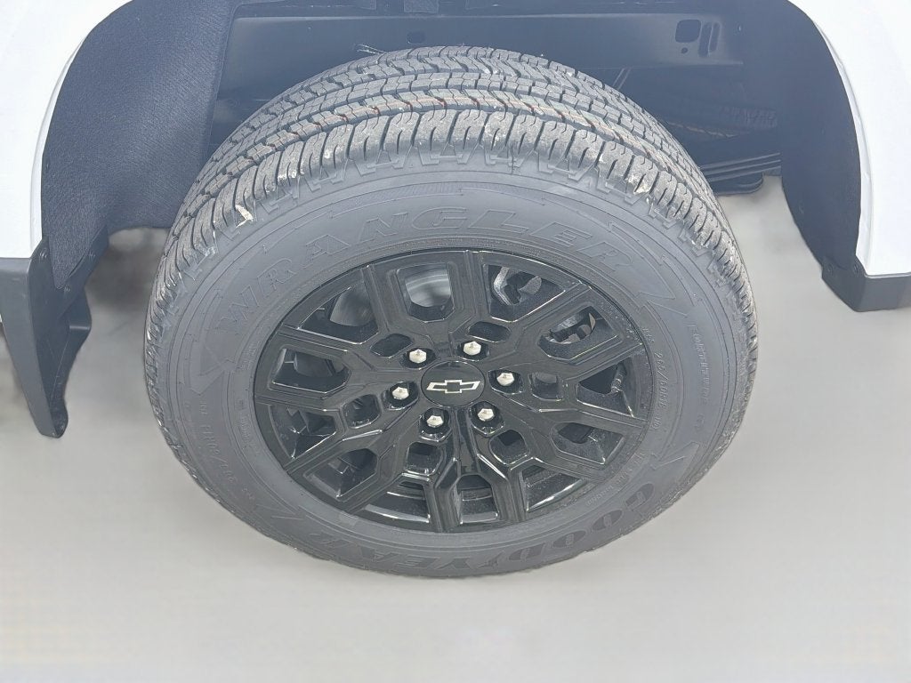 2026 Chevrolet Colorado Work Truck - Photo 18
