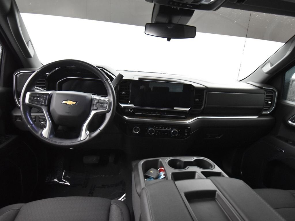 2022 Chevrolet Silverado 1500 LT (2FL)