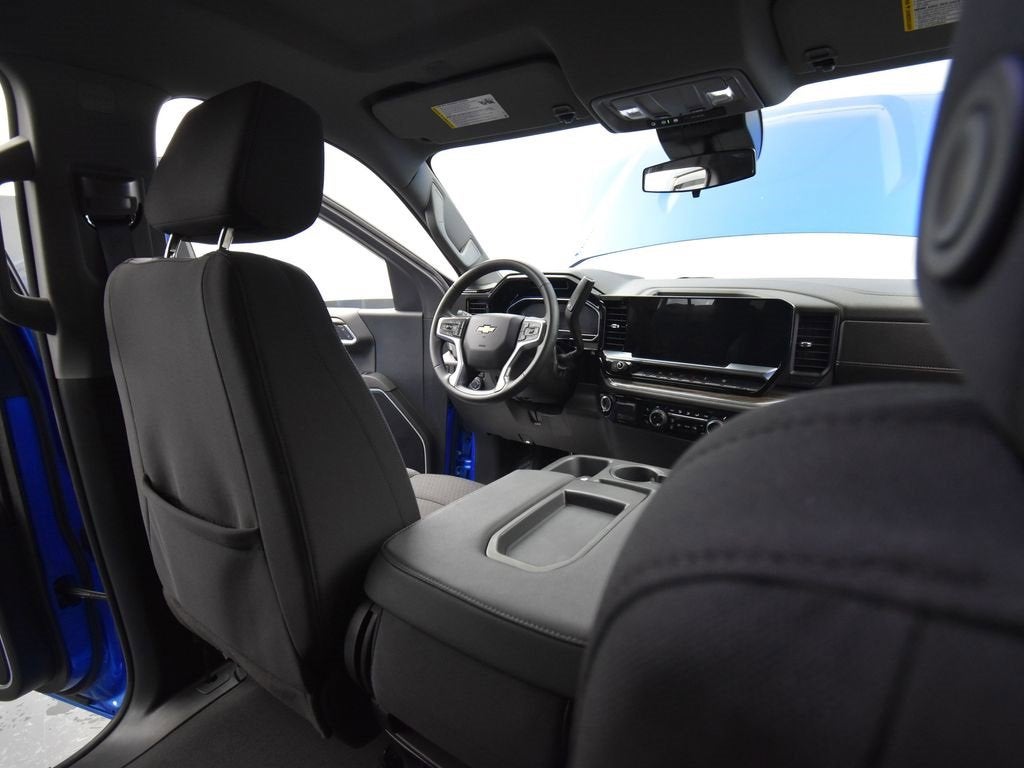 2025 Chevrolet Silverado 1500 LT (2FL)