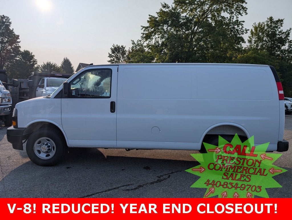 2025 Chevrolet Express Cargo 2500 WT