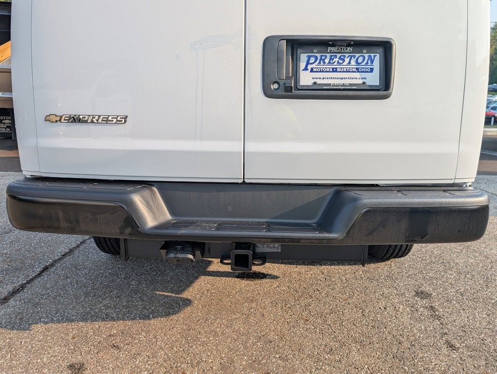 2025 Chevrolet Express Cargo 2500 WT