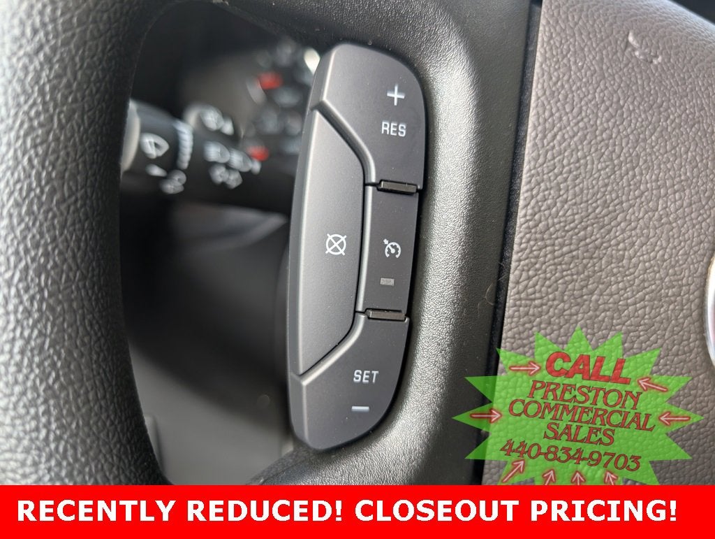 2025 Chevrolet Express Cargo 2500 WT