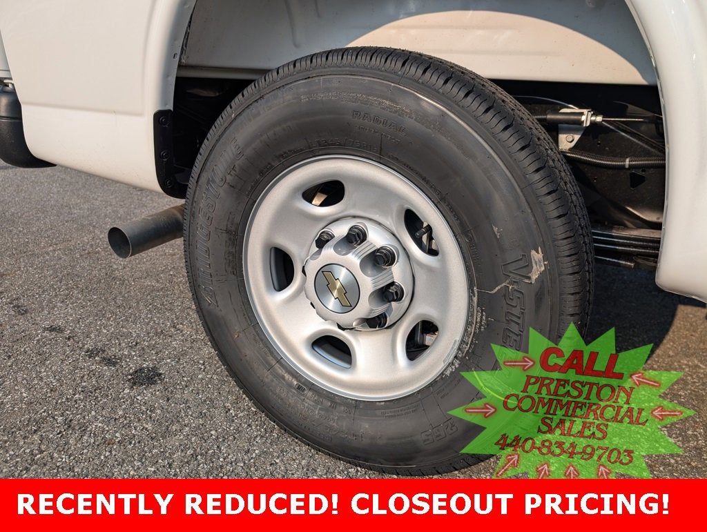 2025 Chevrolet Express Cargo 2500 WT