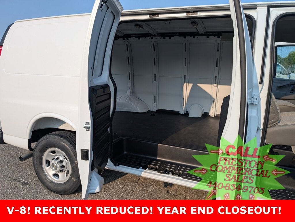 2025 Chevrolet Express Cargo 2500 WT