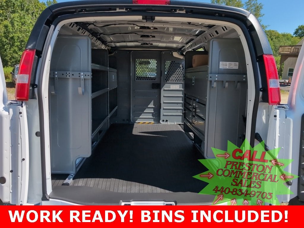 2025 Chevrolet Express Cargo 2500 WT