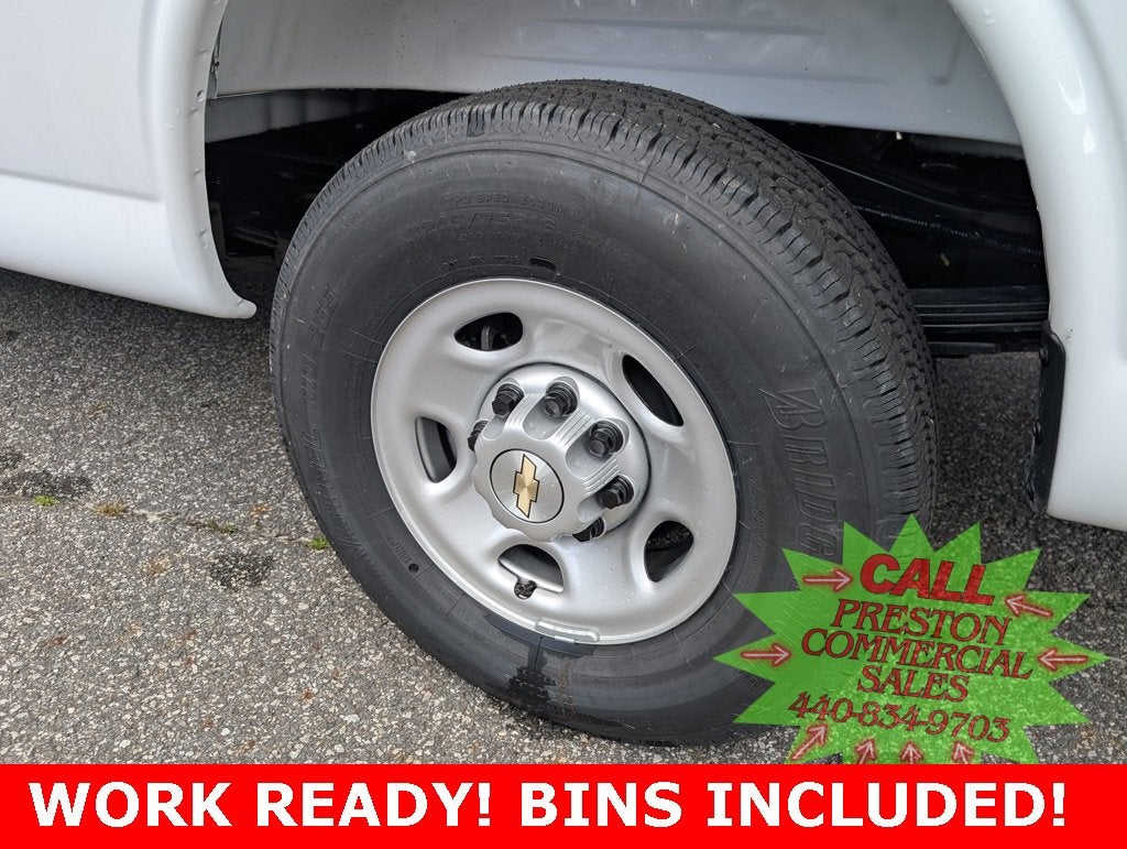 2025 Chevrolet Express Cargo 2500 WT