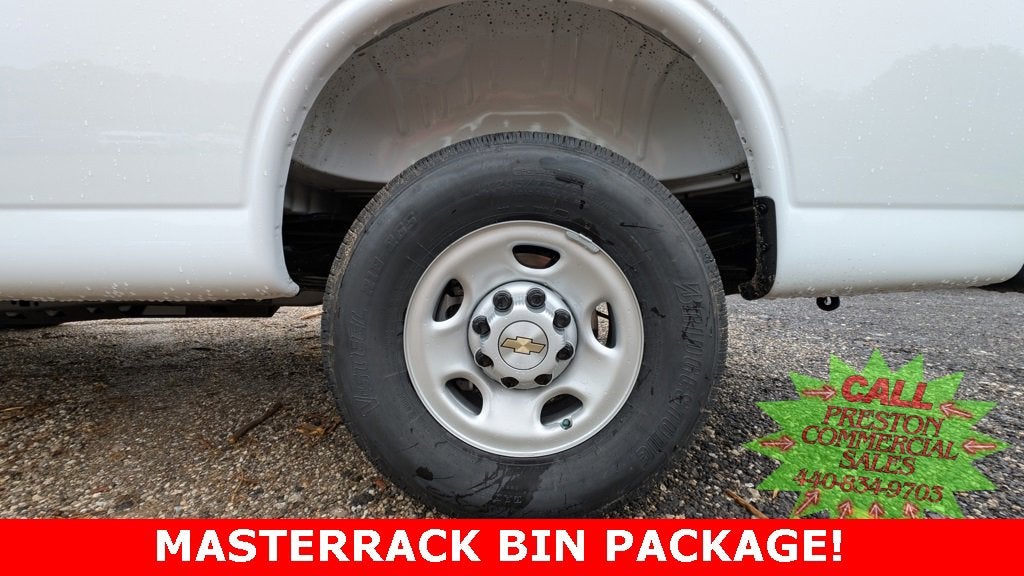 2025 Chevrolet Express Cargo 2500 WT