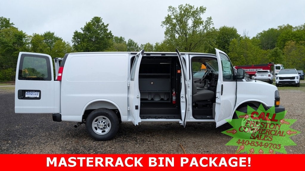 2025 Chevrolet Express Cargo 2500 WT