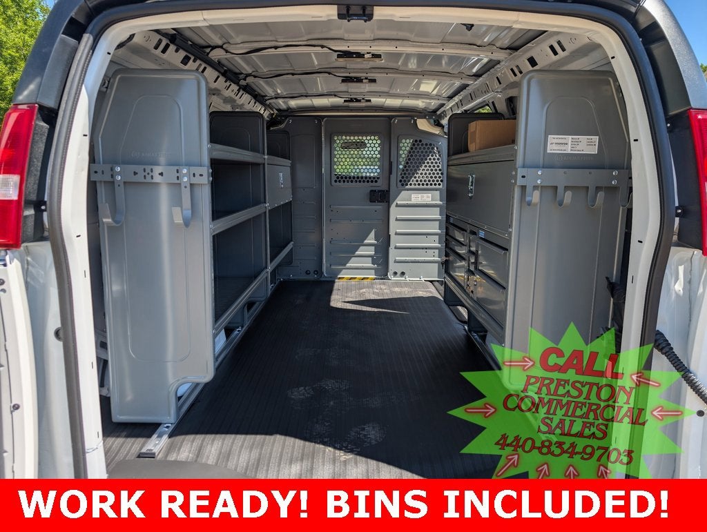 2025 Chevrolet Express Cargo 2500 WT