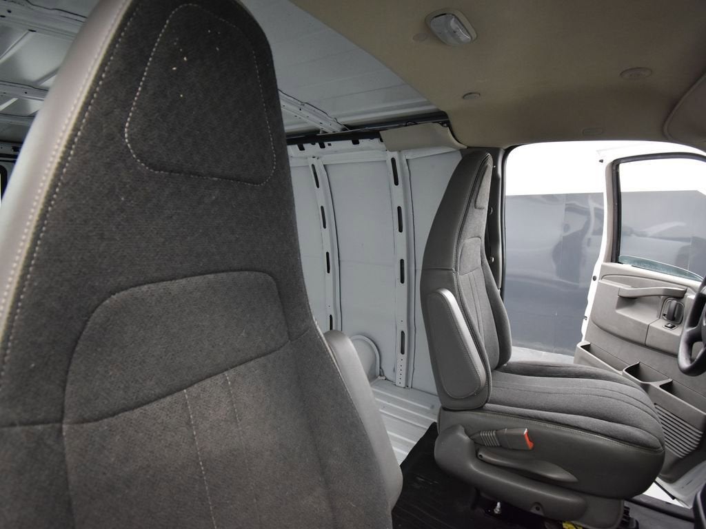 2022 Chevrolet Express Cargo 2500 WT