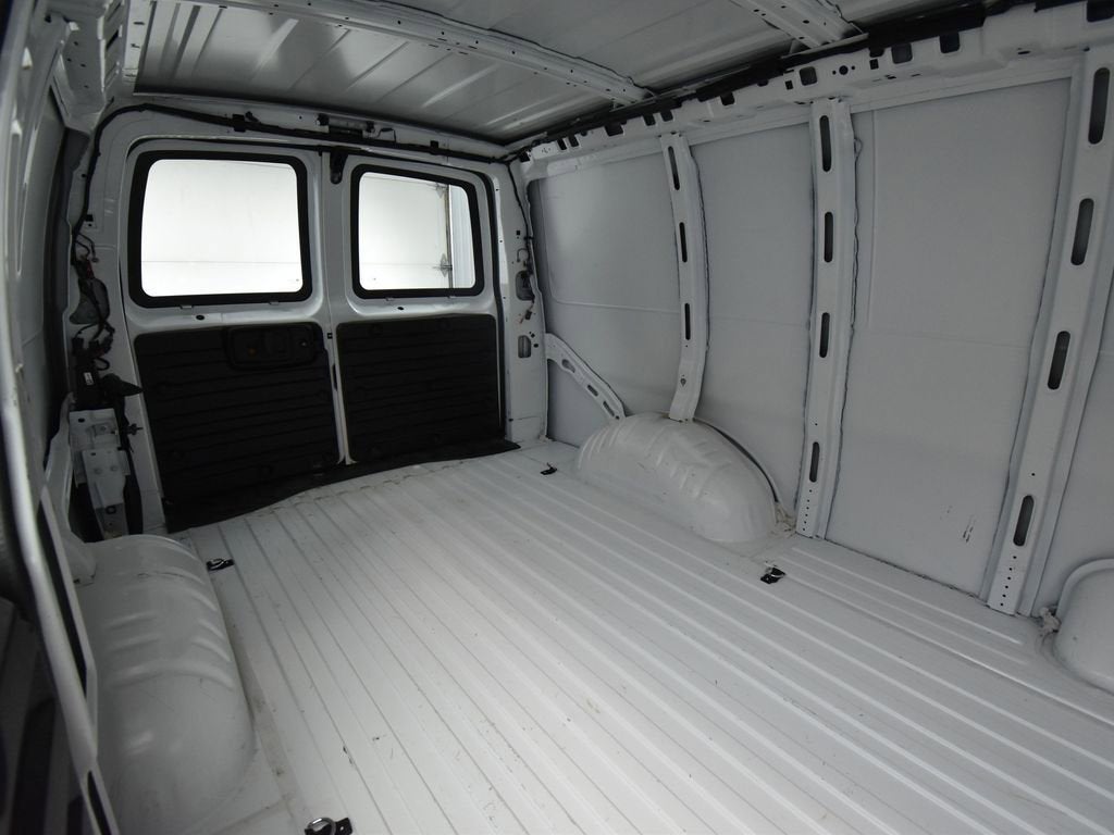 2022 Chevrolet Express Cargo 2500 WT