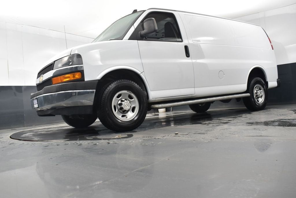 2022 Chevrolet Express Cargo 2500 WT