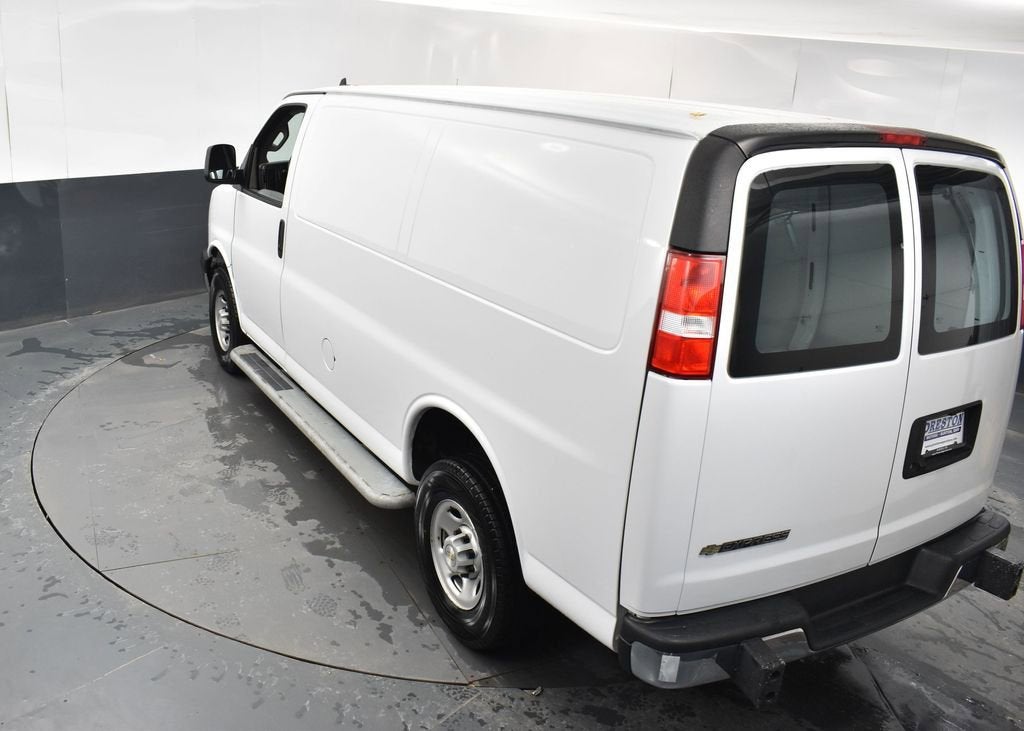 2022 Chevrolet Express Cargo 2500 WT