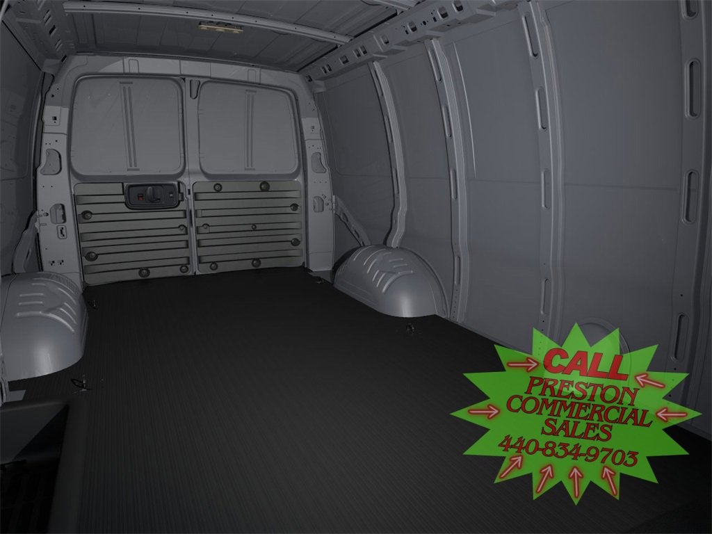 2025 Chevrolet Express Cargo 2500 WT