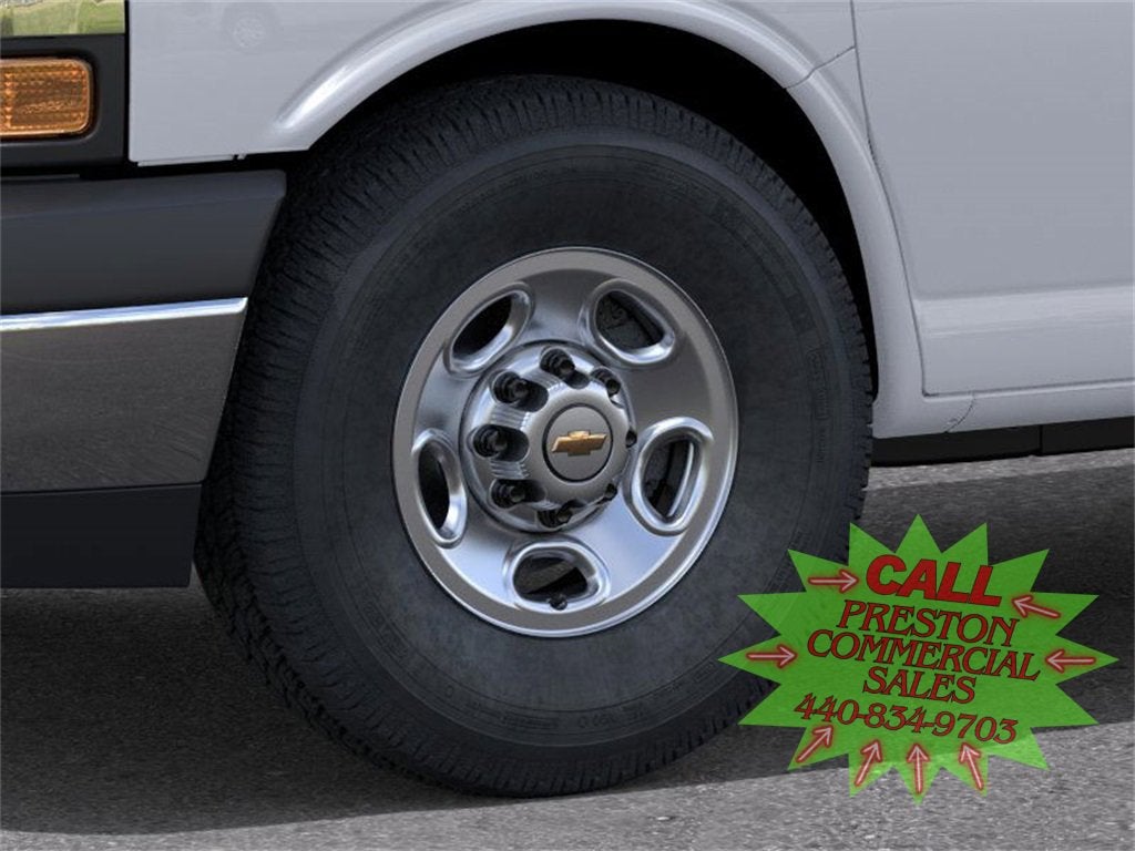 2025 Chevrolet Express Cargo 2500 WT