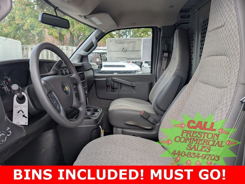 2025 Chevrolet Express Cargo 2500 WT