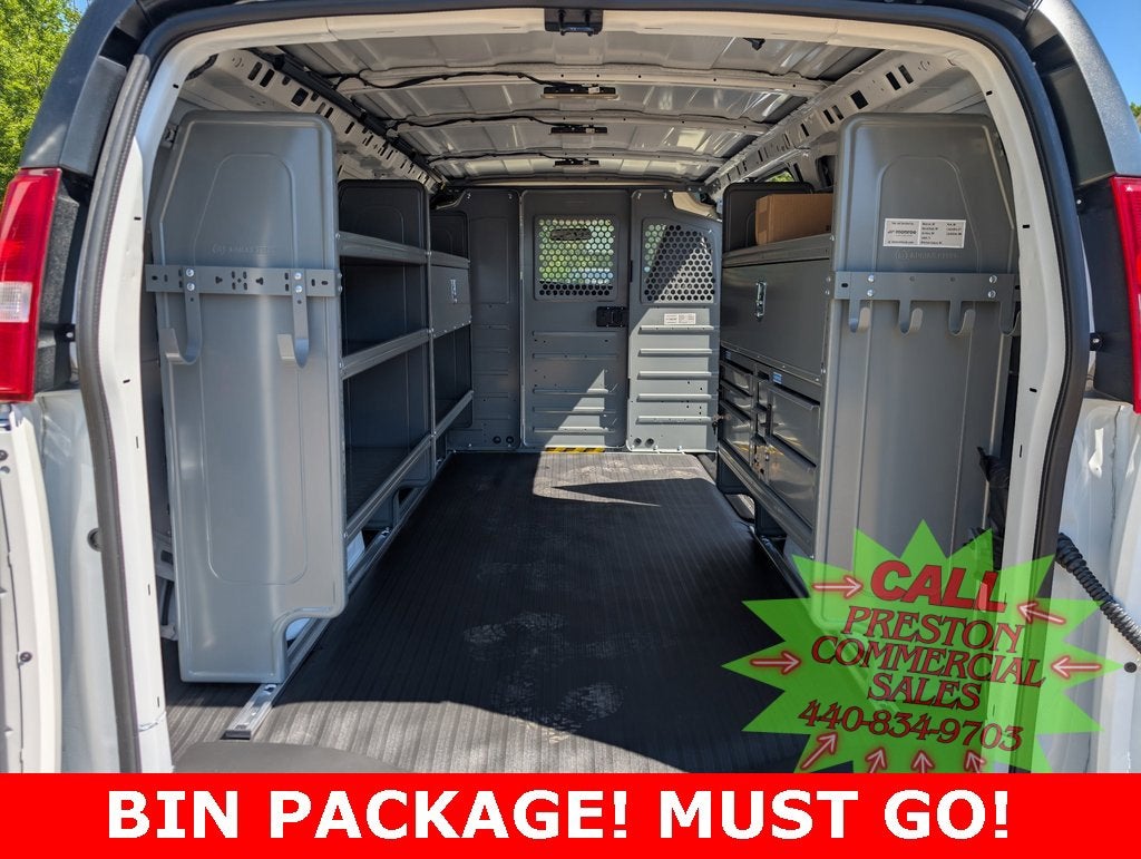 2025 Chevrolet Express Cargo 2500 WT