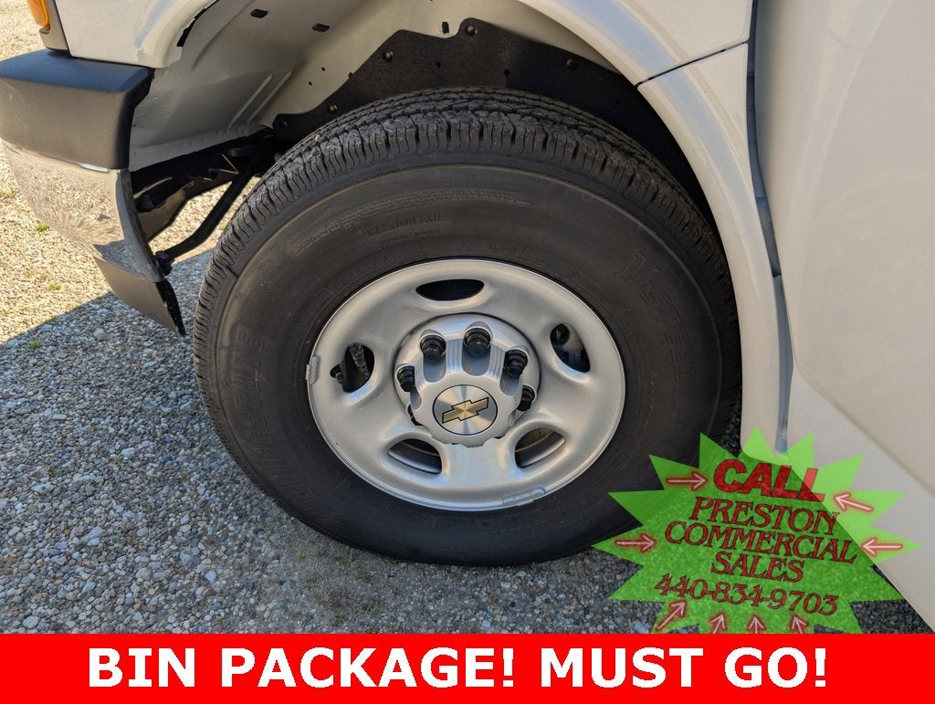 2025 Chevrolet Express Cargo 2500 WT