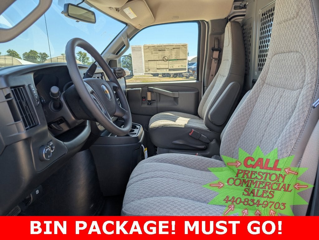 2025 Chevrolet Express Cargo 2500 WT