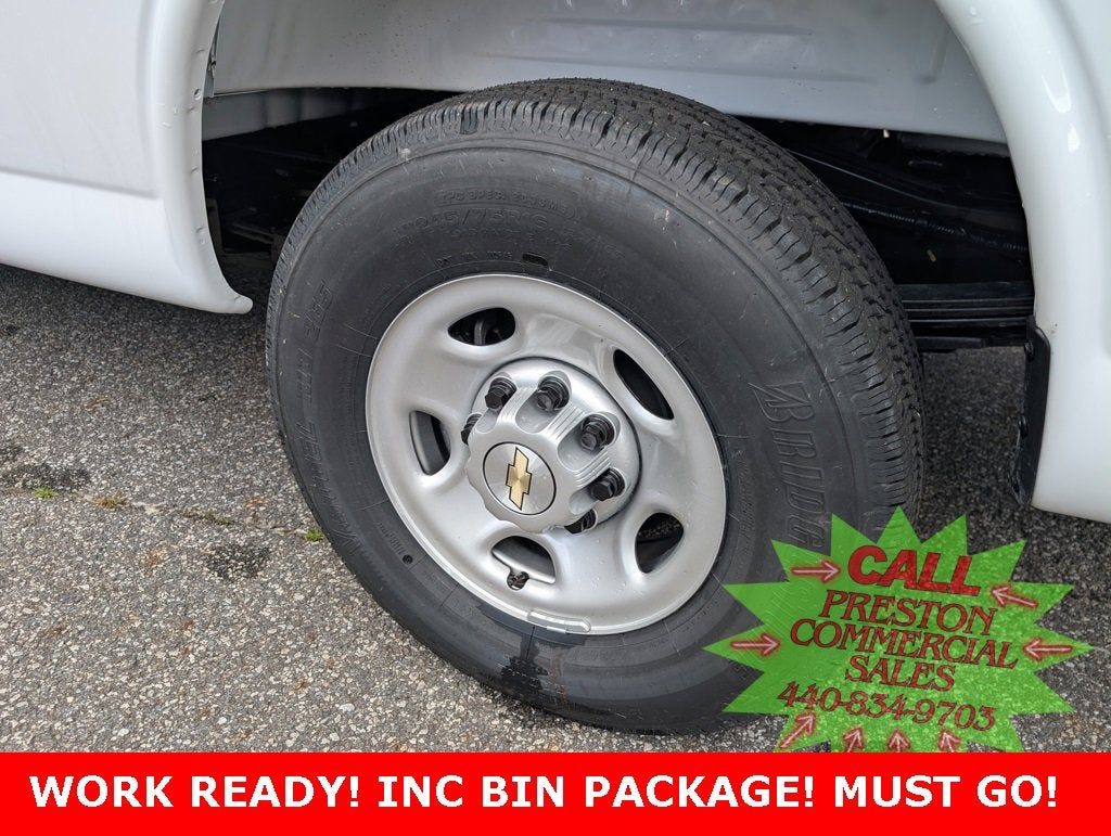 2025 Chevrolet Express Cargo 2500 WT