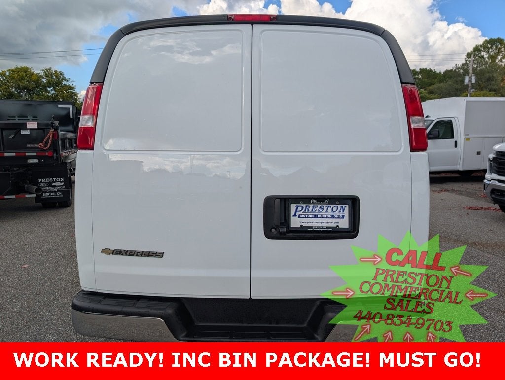 2025 Chevrolet Express Cargo 2500 WT