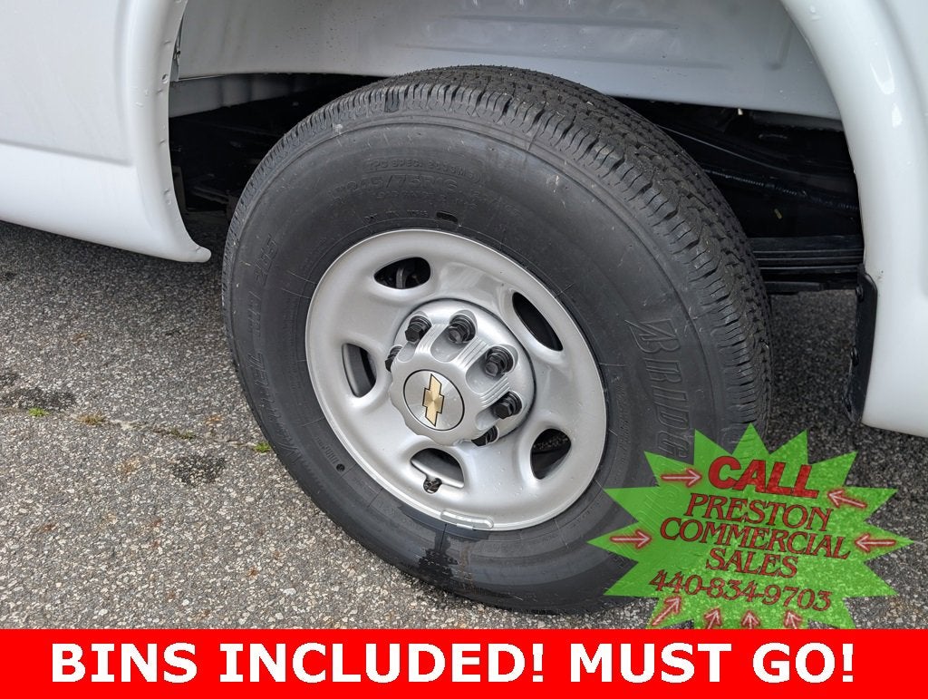 2025 Chevrolet Express Cargo 2500 WT