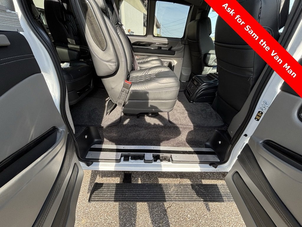 2025 Chevrolet Express Cargo 2500 WT