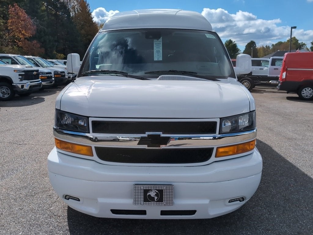2025 Chevrolet Express Cargo 2500 WT