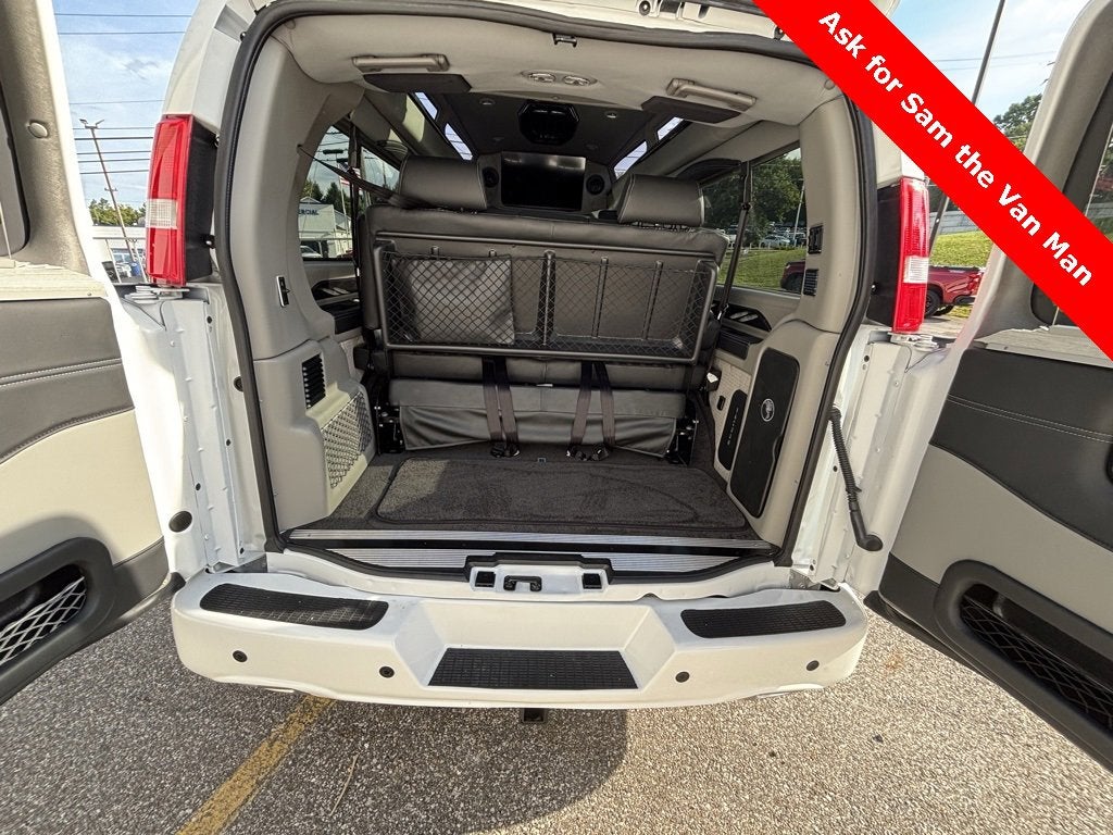 2025 Chevrolet Express Cargo 2500 WT