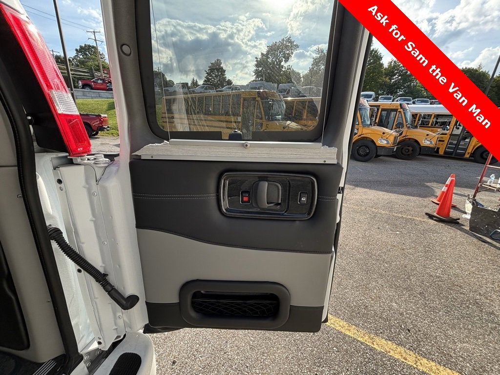 2025 Chevrolet Express Cargo 2500 WT