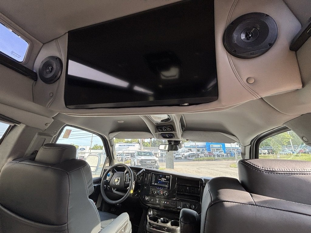 2025 Chevrolet Express Cargo 2500 WT