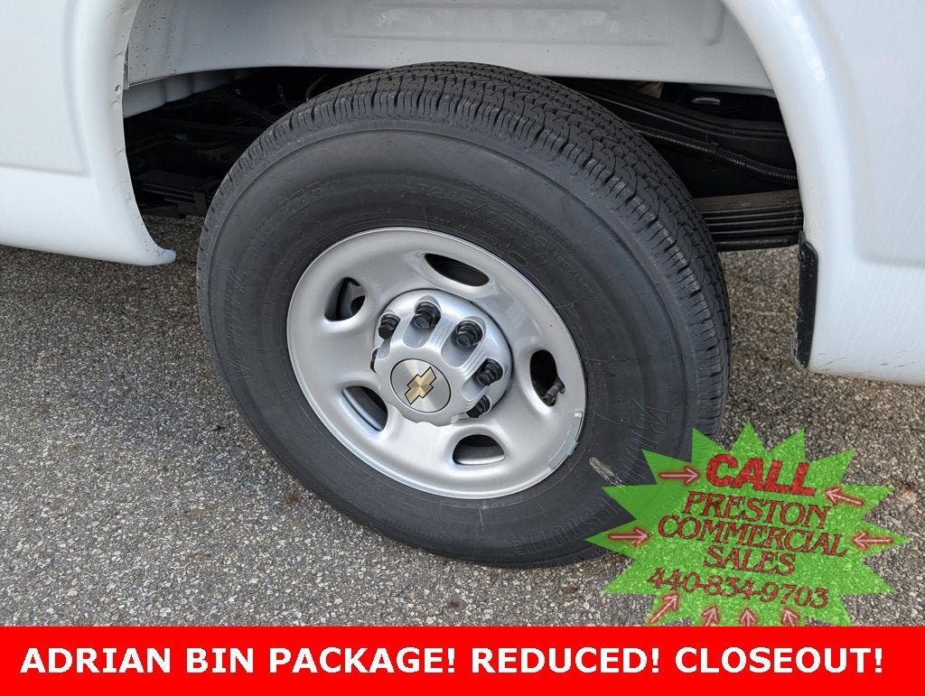 2025 Chevrolet Express Cargo 3500 WT