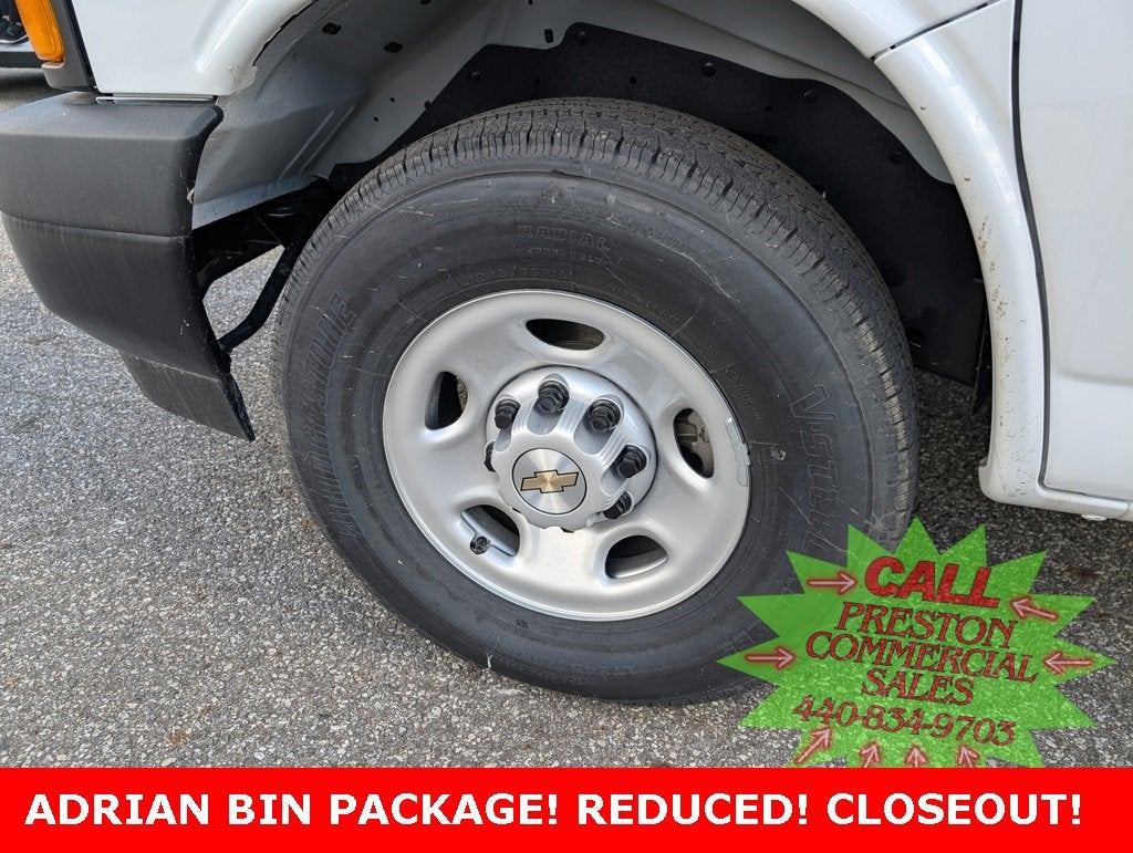 2025 Chevrolet Express Cargo 3500 WT