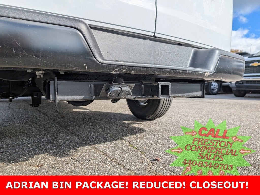 2025 Chevrolet Express Cargo 3500 WT