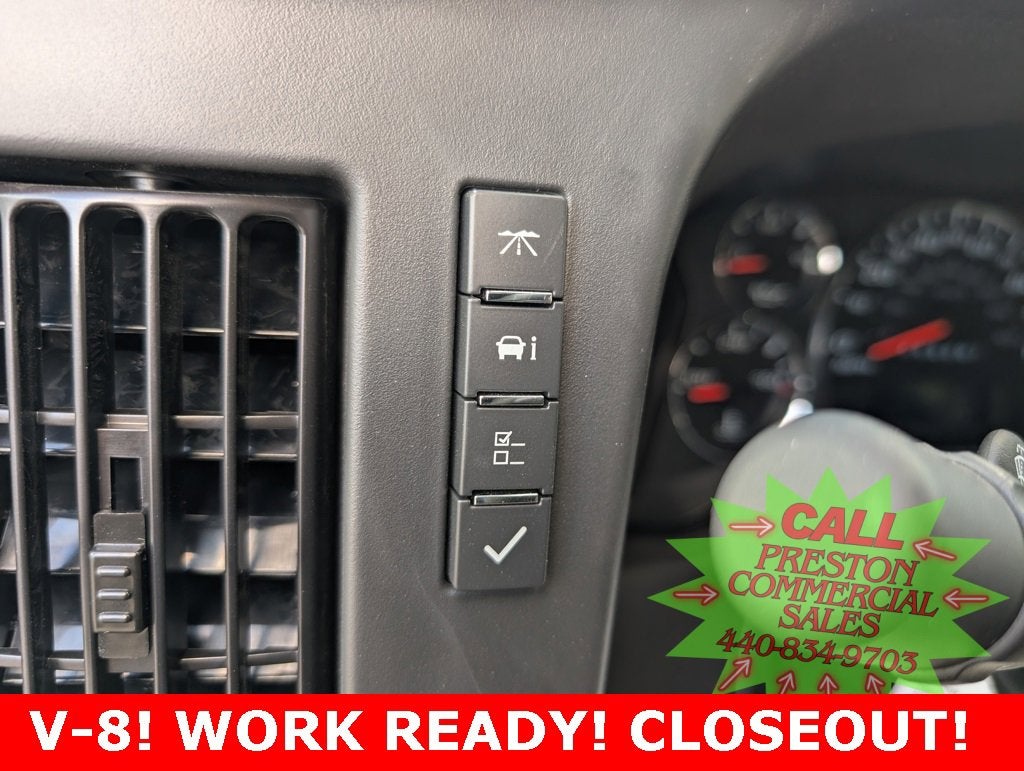 2025 Chevrolet Express Cargo 3500 WT