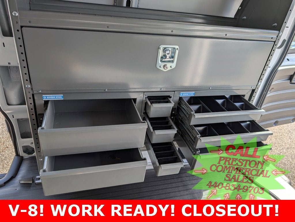 2025 Chevrolet Express Cargo 3500 WT