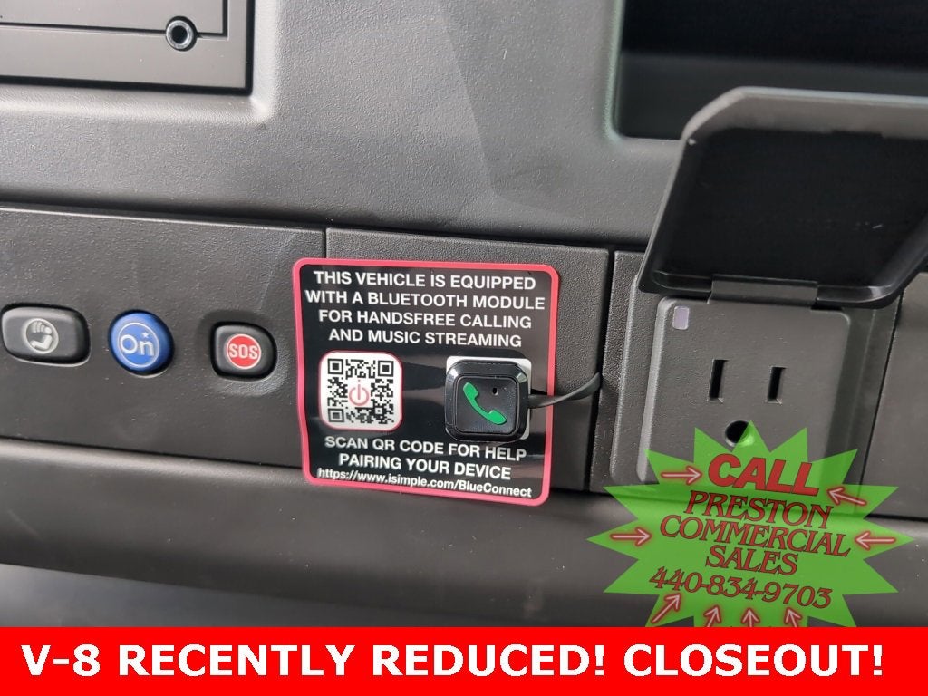 2025 Chevrolet Express Cargo 3500 WT