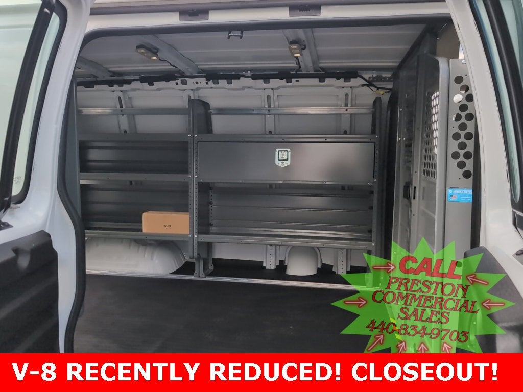 2025 Chevrolet Express Cargo 3500 WT