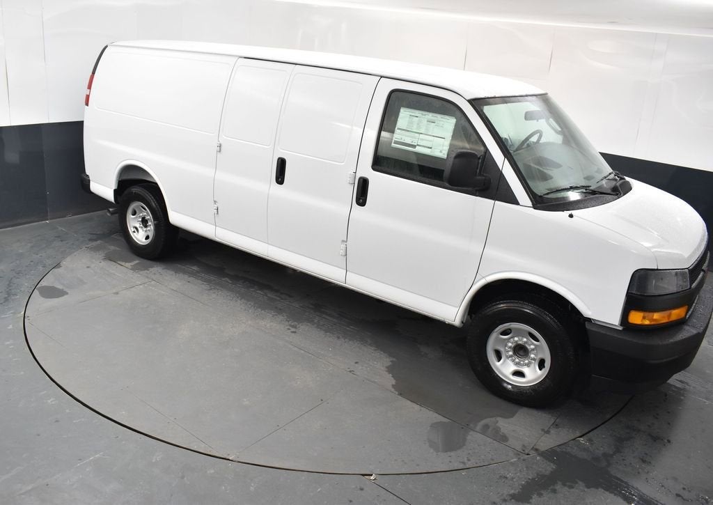 2026 Chevrolet Express Cargo WT
