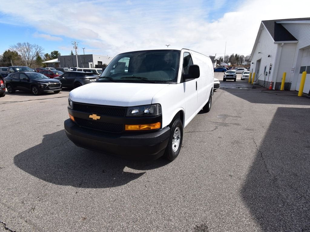 2026 Chevrolet Express Cargo WT
